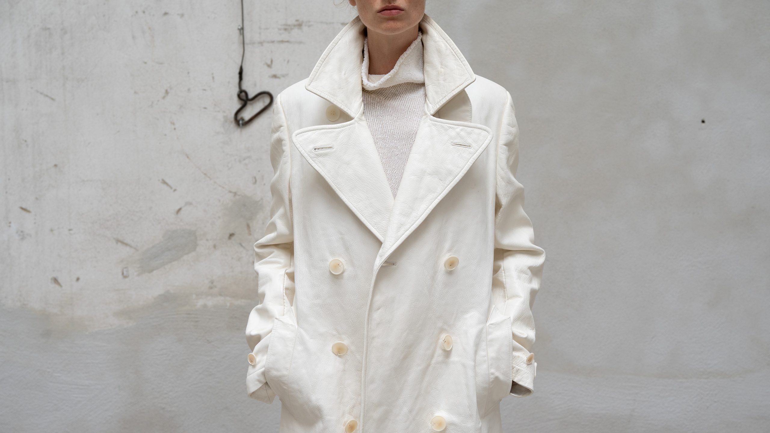 LINED-UNLINED CHAIN SEAM LEATHER TRENCH OVERVIEW